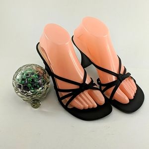 Jacqueline Ferrar dressy satin strappy sandals EUC